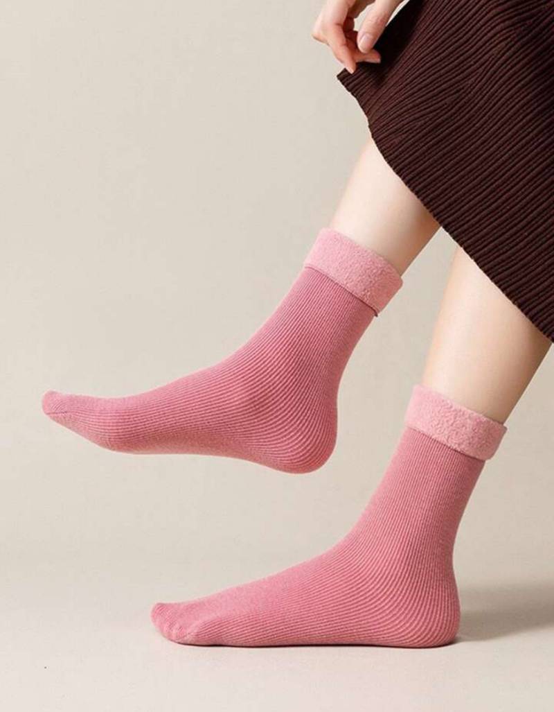 4 Pairs - Winter Woolen Thermal Fleece Socks – Ultra Warm, Soft & Thick Heat Socks for Men & Women