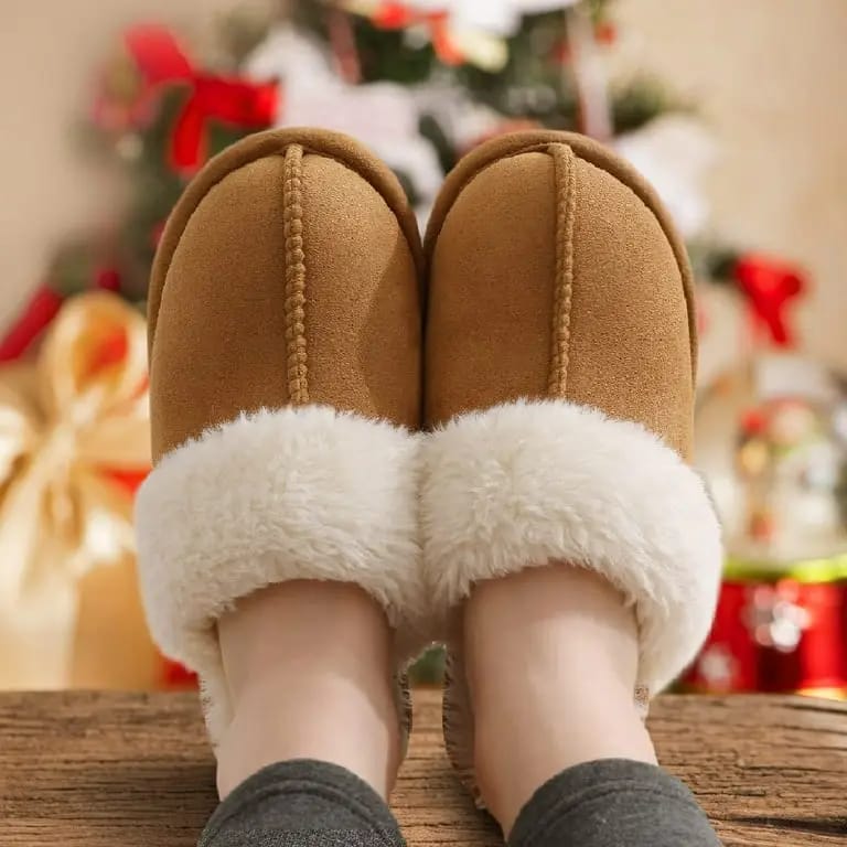 Women's Cozy Winter Slippers - Plush Fur Lined Indoor Slip-On Shoes - Soft & Warm