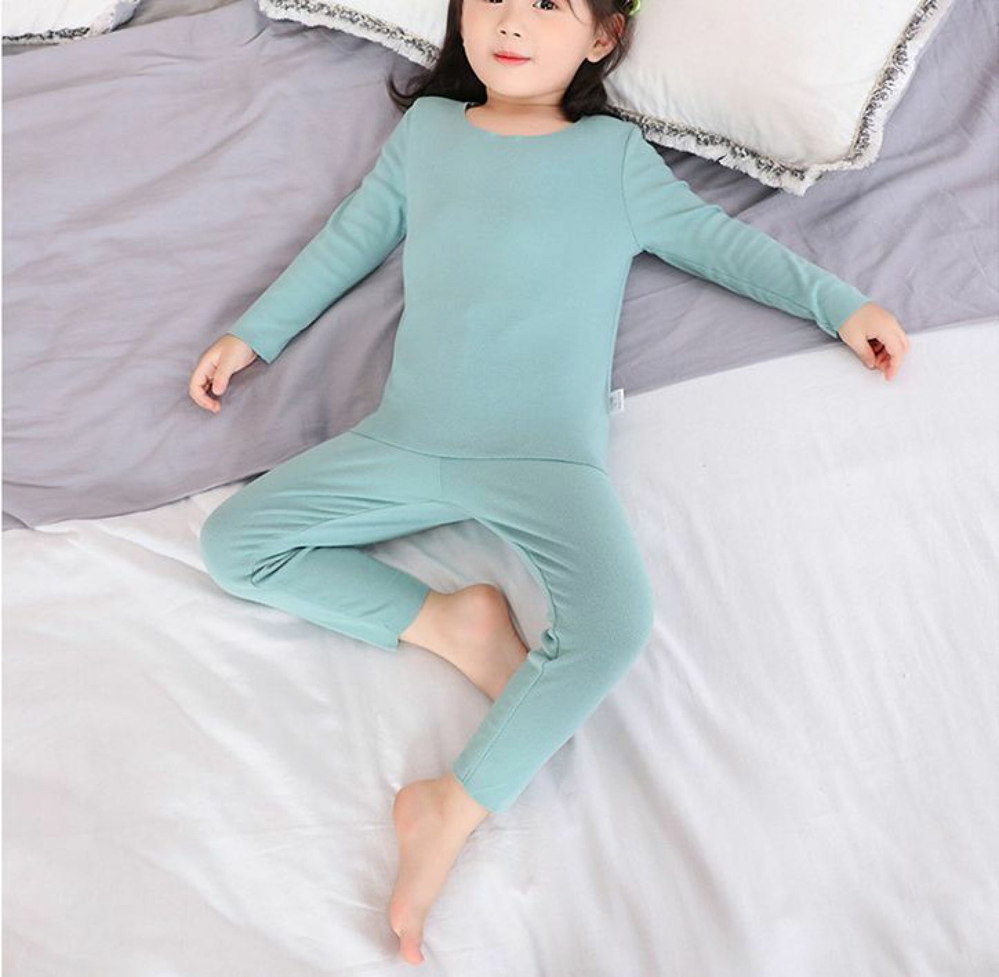 Kids Winter Thermal Suit – Ultra-Soft Warm Base Layer Set for Boys & Girls